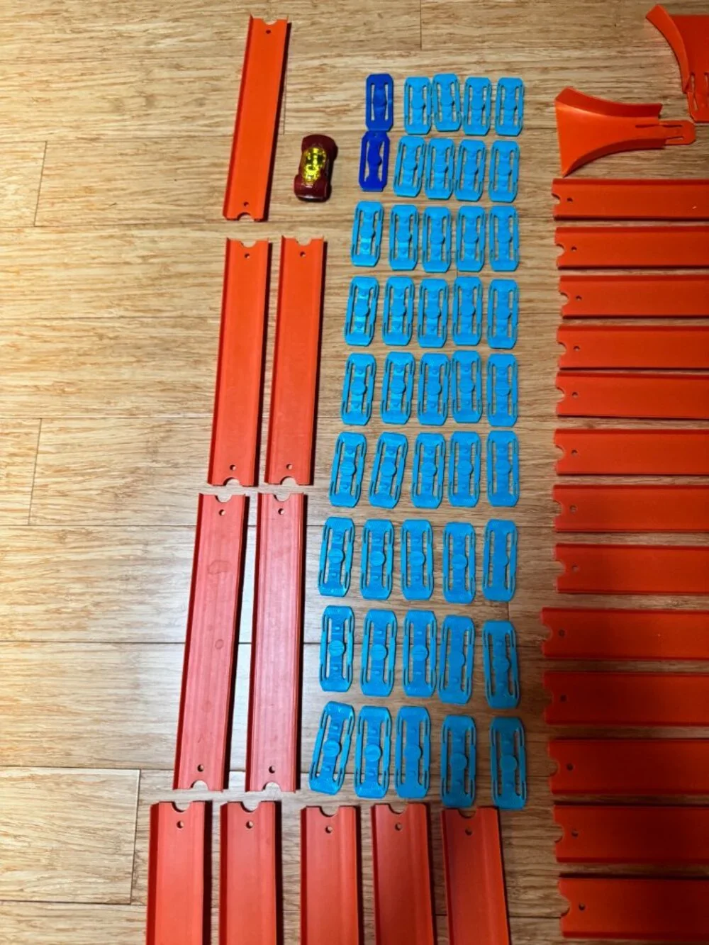 Lot of 88 Mattel Hot Wheels Tracks, Connectors, & Car